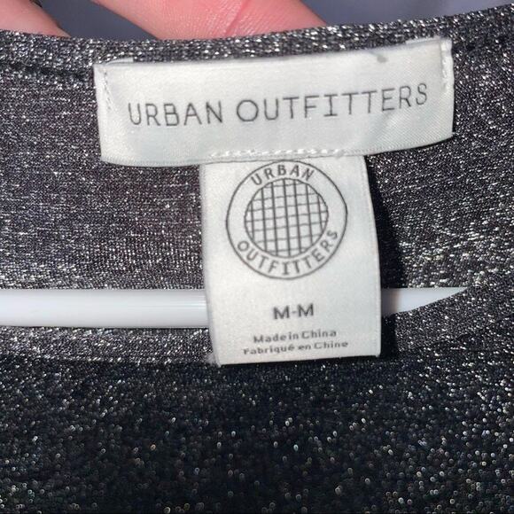 Urban Outfitters top semi cropped lettuce trim black silver top SZ M sparkly - Picture 5 of 6